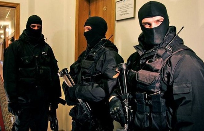 Законопроєкт Мінцифри про захист прав учасників кримінального провадження зберігає ризик необґрунтованого вилучення серверів у бізнесу – експерти ВР