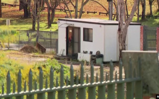 В Австралії російський дипломат захопив ділянку, на якій заборонили зводити посольство рф: фото
