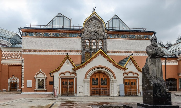 У Москві евакуювали відвідувачів Третяковської галереї: відео