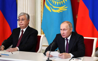 Путин позвонил президенту Казахстана Токаеву, а тот ответил, что все происходящее – внутреннее дело россии