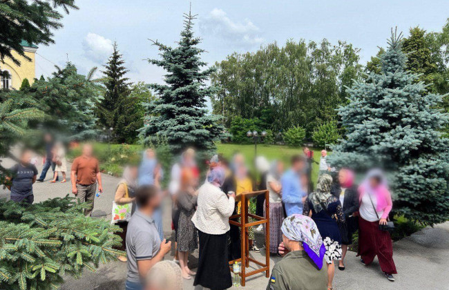 На Київщині під час процедури переходу вірян з УПЦ до ПЦУ виник конфлікт між сторонами