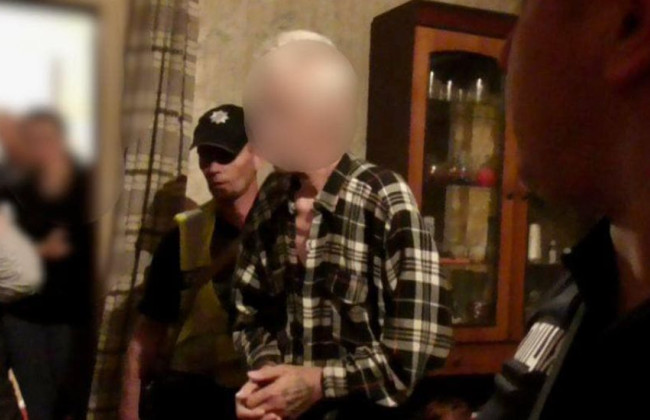Жорстоке вбивство: на Київщині чоловік зарізав співмешканку