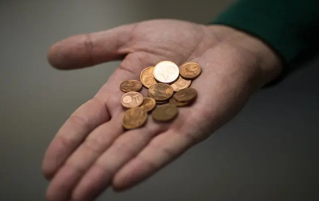 В Естонії хочуть усунути з обігу монети в 1-2 центи, щоб захистити довкілля