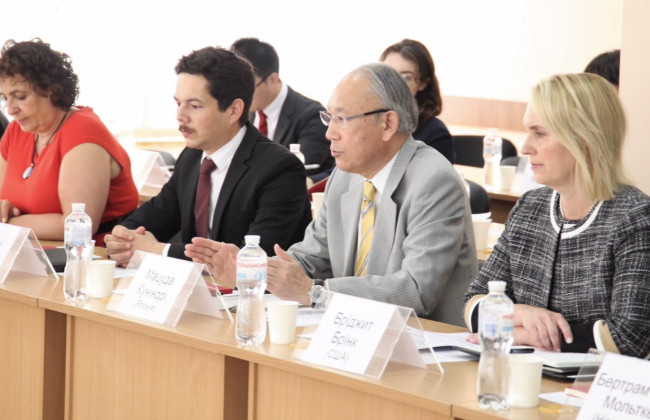 Отбор новых судей и проверка уже действующих судей должны происходить прозрачно, – послы G7