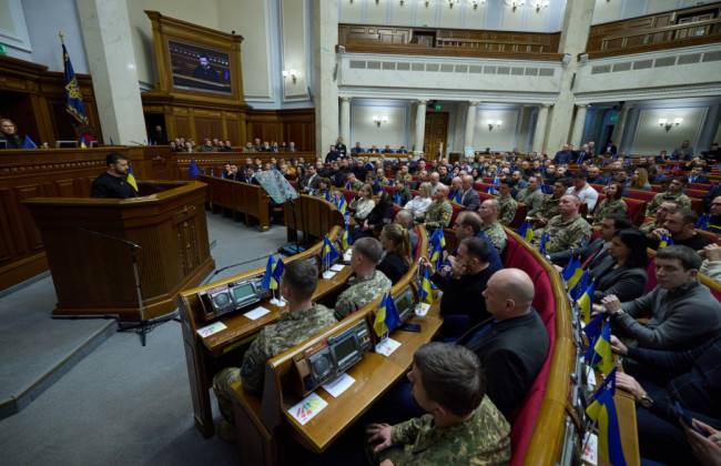 Депутати запровадять доплати для поранених військових та дадуть можливість строковикам йти на фронт