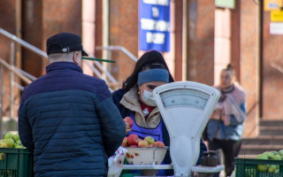 Депутати підтримали законопроєкт про остаточне скасування штрафів за відсутність масок у продавців