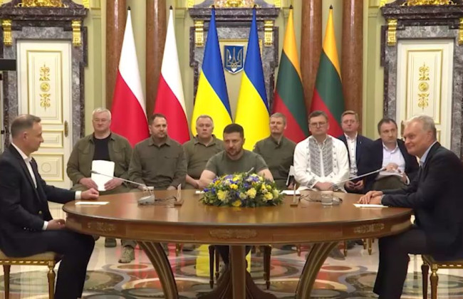 Зеленський зустрівся з президентами Польщі та Литви, відео