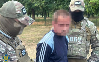 Здавав ворогові дислокації українських ППО та аеродромів на Кіровоградщині: затримано мешканця Кропивницького
