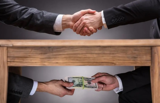 За посредничество в «решении вопросов» в судах грозит лишение свободы до 15 лет с конфискацией