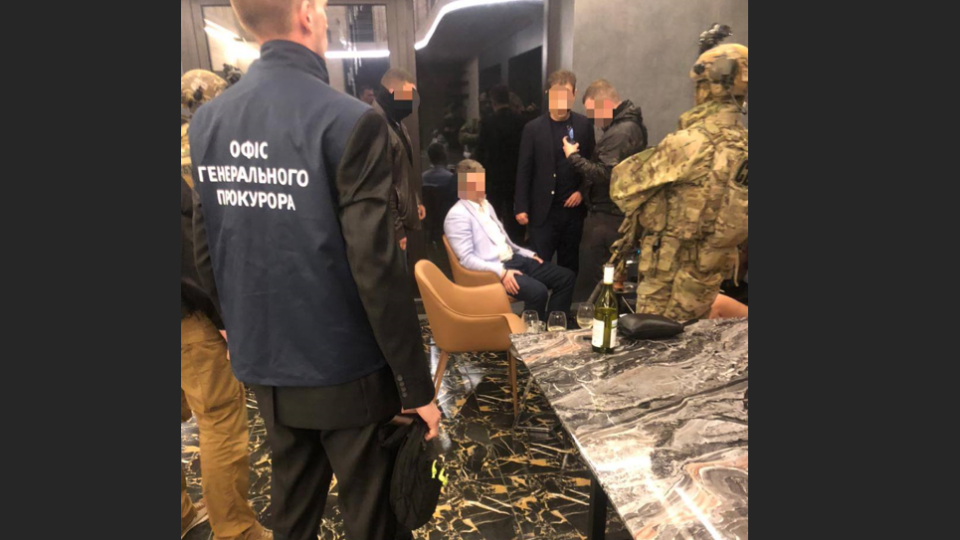 У Києві викрили народного депутата, який за $50 000 обіцяв «відмазати» іноземця від екстрадиції, відео