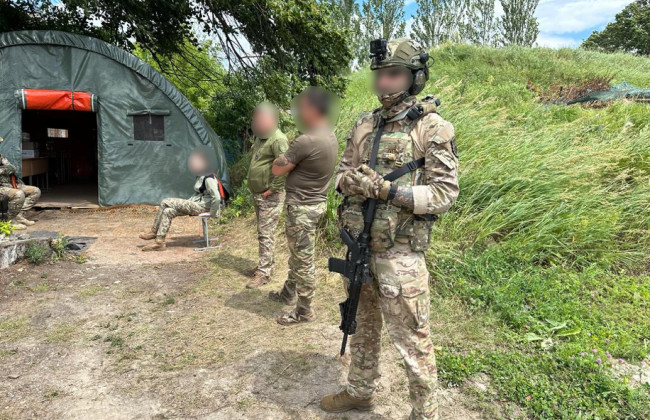 В Донецкой области разоблачены пять военнослужащих, которые присвоили 4,8 млн гривен