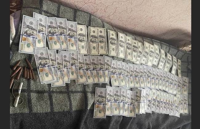 Представлялись окупантами: МВС викрило шахраїв, які обдурили родини українських полонених на тисячі гривень