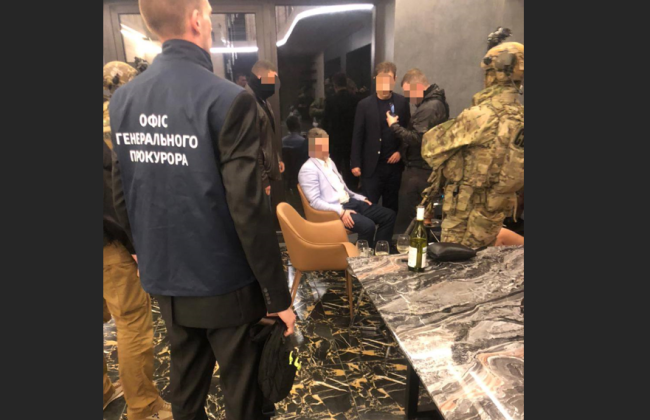 У Києві викрили народного депутата, який за $50 000 обіцяв «відмазати» іноземця від екстрадиції, відео