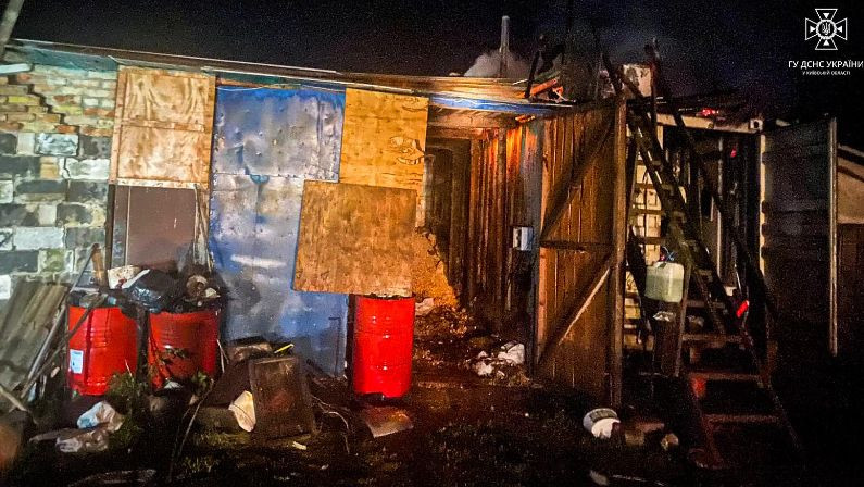 На Київщині спалахнула пожежа з постраждалими