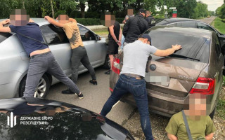 На Закарпатье бывшие и действующие правоохранители переправляли уклонистов в Европу