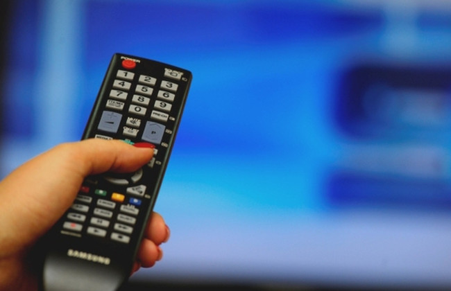 Зеленский подписал евроинтеграционный закон о рекламе: что изменится