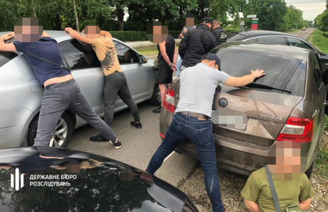 На Закарпатті колишні та діючі правоохоронці переправляли ухилянтів до Європи