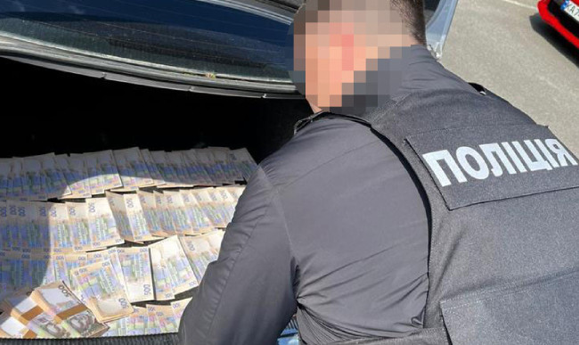 За чверть мільйона обіцяв переправити військовозобов'язаного за кордон: судитимуть псевдоадвоката