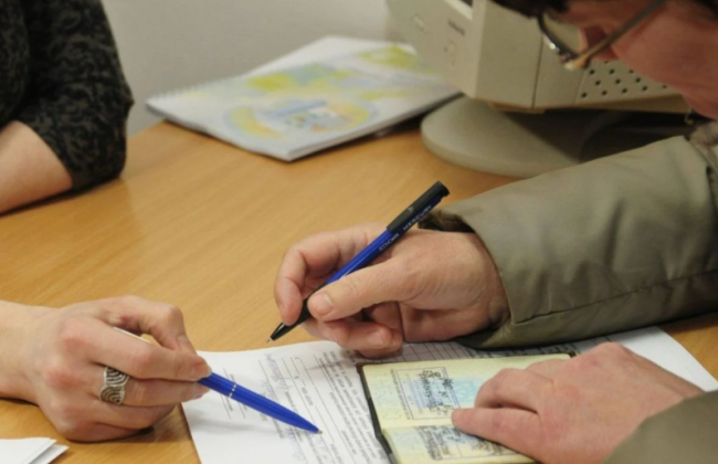 У Міграційній службі не змогли пояснити порядок зняття з реєстрації осіб за адресою житла, яке зруйновано