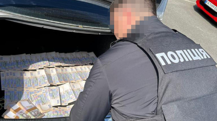 За чверть мільйона обіцяв переправити військовозобов'язаного за кордон: судитимуть псевдоадвоката