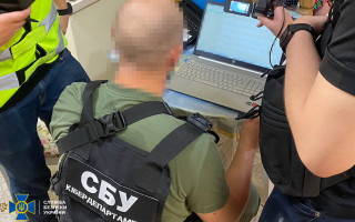 Допомагали росіянам анонімно телефонувати в Україну: викрито 4 учасників злочинної схеми