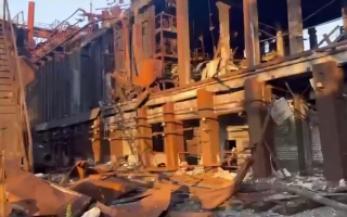 Оккупанты разбирают завод «Азовсталь» в Мариуполе на металлолом, видео