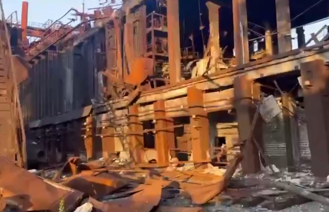 Оккупанты разбирают завод «Азовсталь» в Мариуполе на металлолом, видео