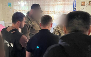 Житель Хмельницкого присвоил примерно миллион гривен военнослужащих