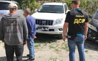 Продали военную гуманитарку на 8,5 млн грн: в Ровенской области 9 дельцов получили подозрения