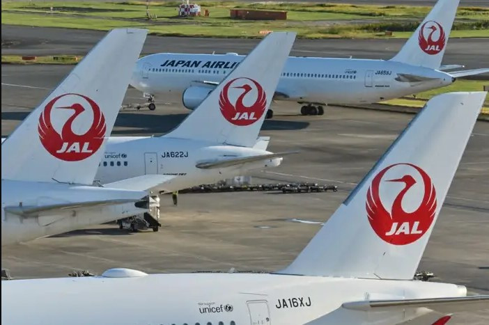 Japan Airlines запускає послугу для тих, хто звик брати у подорож багато речей