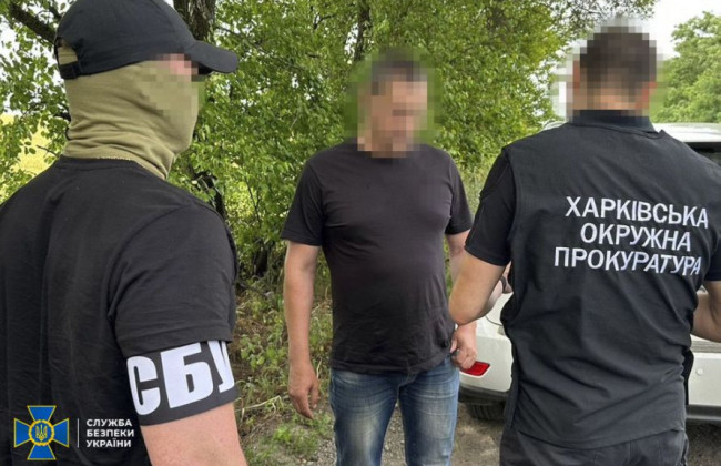 На Харківській залізниці викрили корупційну схему, яка могла зірвати поставки техніки ЗСУ на фронт