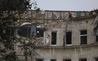 Во время ракетной атаки во Львове было закрыто по меньшей мере 10 укрытий, — МВД