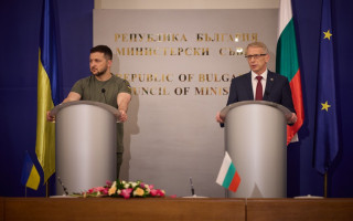 Зеленский в Болгарии подписал декларацию о членстве Украины в НАТО