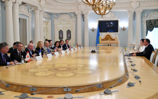Председатель Верховного Суда Станислав Кравченко встретился с послами G7 и обсудил работу судов в условиях войны