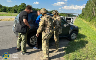 Влаштувався до оборонного заводу та збирав секретну інформацію: на Кіровоградщині затримали ворожого агента