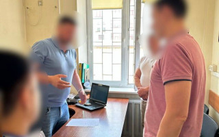 На Одещині викрили бізнесмена, який намагався за €90 тисяч підкупити співробітників СБУ
