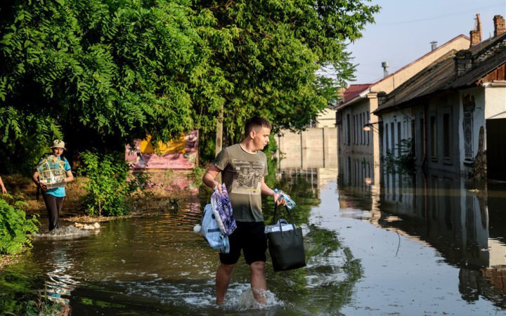 Постраждалим від підтоплення будуть виплачувати допомогу незалежно від того, чи вони отримують виплати ВПО