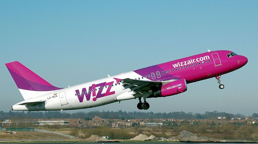 Компания Wizz Air сняла с рейса бойца ВСУ с протезом: подробности скандала