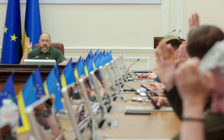 Кабмін вніс зміни до порядку отримання грошової допомоги постраждалим від підриву Каховської ГЕС: хто не отримає гроші