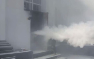 В Белой Церкви священник УПЦ МП применил против людей огнетушитель, видео