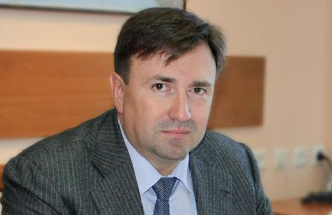 Экс-замглавы таможни Черкасский, которого почти 2 месяца не могли уволить, просит суд восстановить его в должности