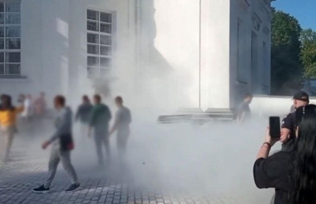 Инцидент со священником УПЦ МП, применивший против людей огнетушитель: в полиции сделали заявление