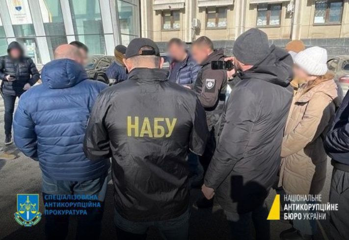 Погорів на хабарі у $40 000: судитимуть посадовця Одеської ОВА