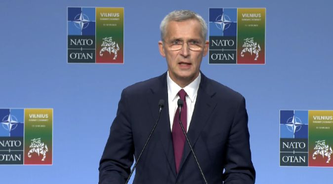 На цьому саміті Україна не отримає запрошення до НАТО, — Столтенберг пояснив деталі