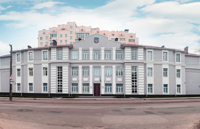 К судье подошел незнакомец и сообщил, что хочет с ним разобраться