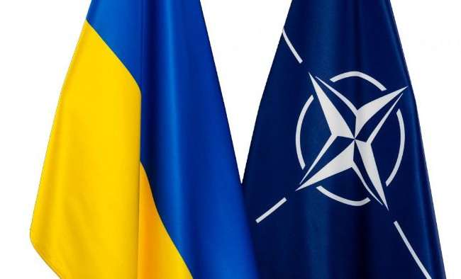 НАТО: рф повинна негайно вивести війська з України