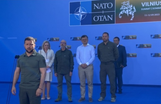 Володимир Зеленський заявив, що сьогодні у порядку денному – запрошення до НАТО