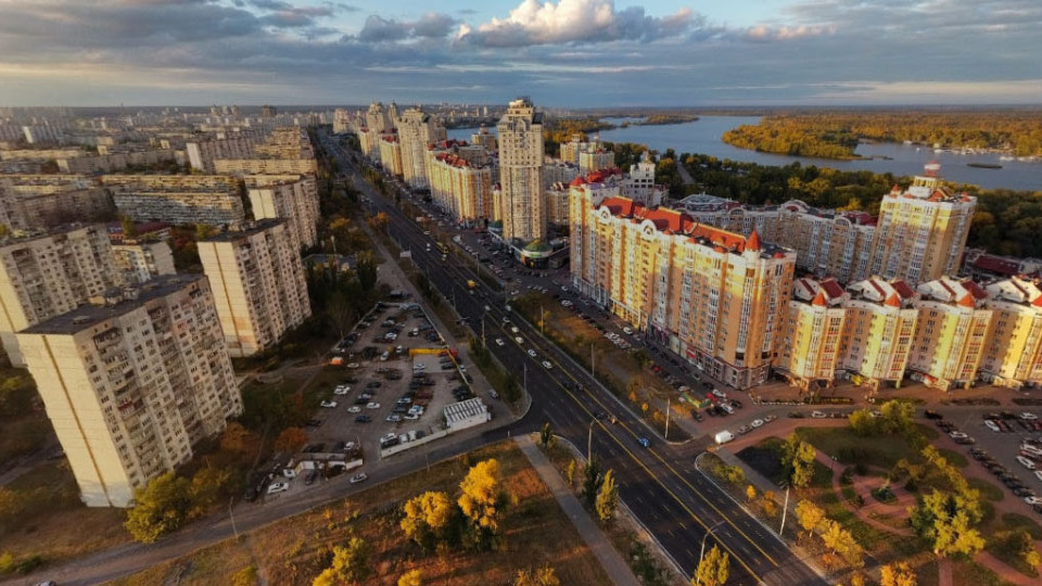 За 16 лет не был построен обещанный паркинг: Киевскому городскому совету вернули земельный участок на Оболони