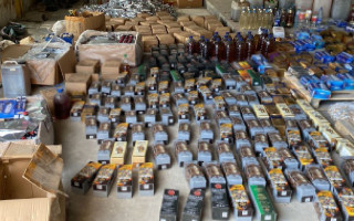 На Одещині викрили великий цех, де виготовляли фальсифікат під виглядом елітного алкоголю