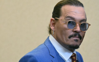 У Джонні Деппа спростували візит до рф і пояснили «звернення до росіян»